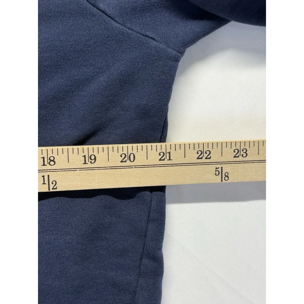 Nike Crewneck Sweatshirt Mens M Navy Blue fleece White Swoosh Logo‎ Pullover
